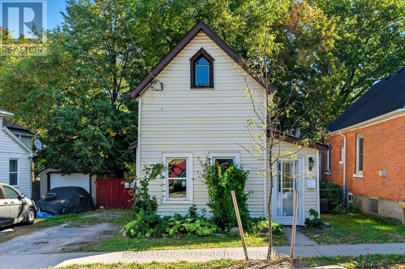 8 TASKER STREET, St. Catharines, Ontario