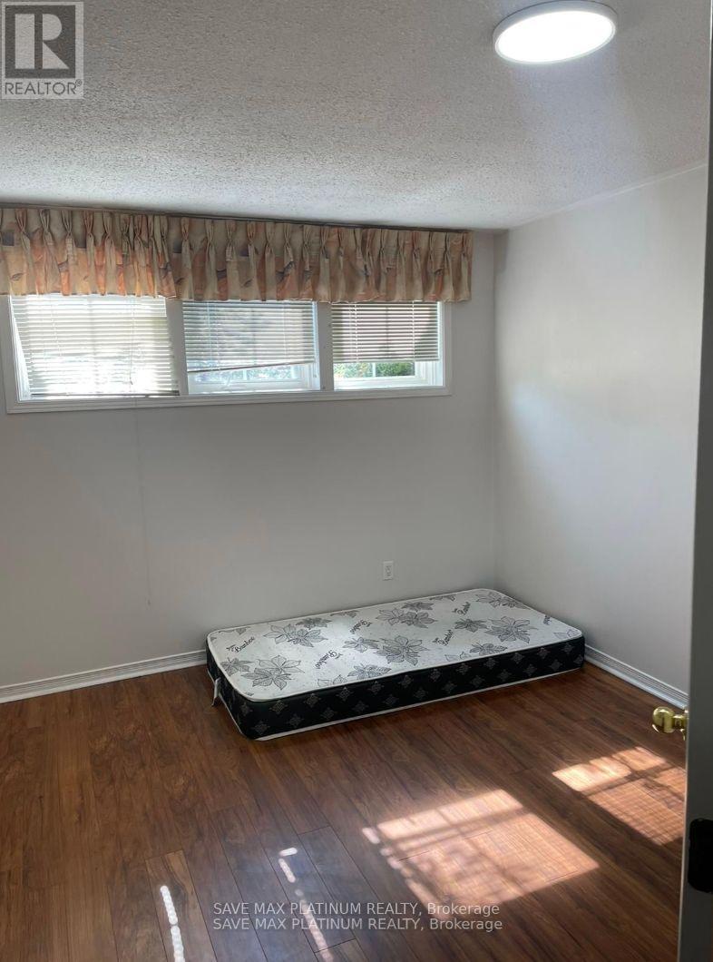 24 Limerick Lane, Brantford, Ontario  N3T 6L3 - Photo 20 - X12455380