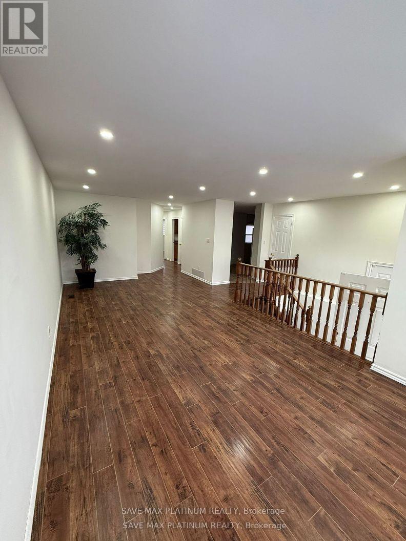 24 Limerick Lane, Brantford, Ontario  N3T 6L3 - Photo 3 - X12455380