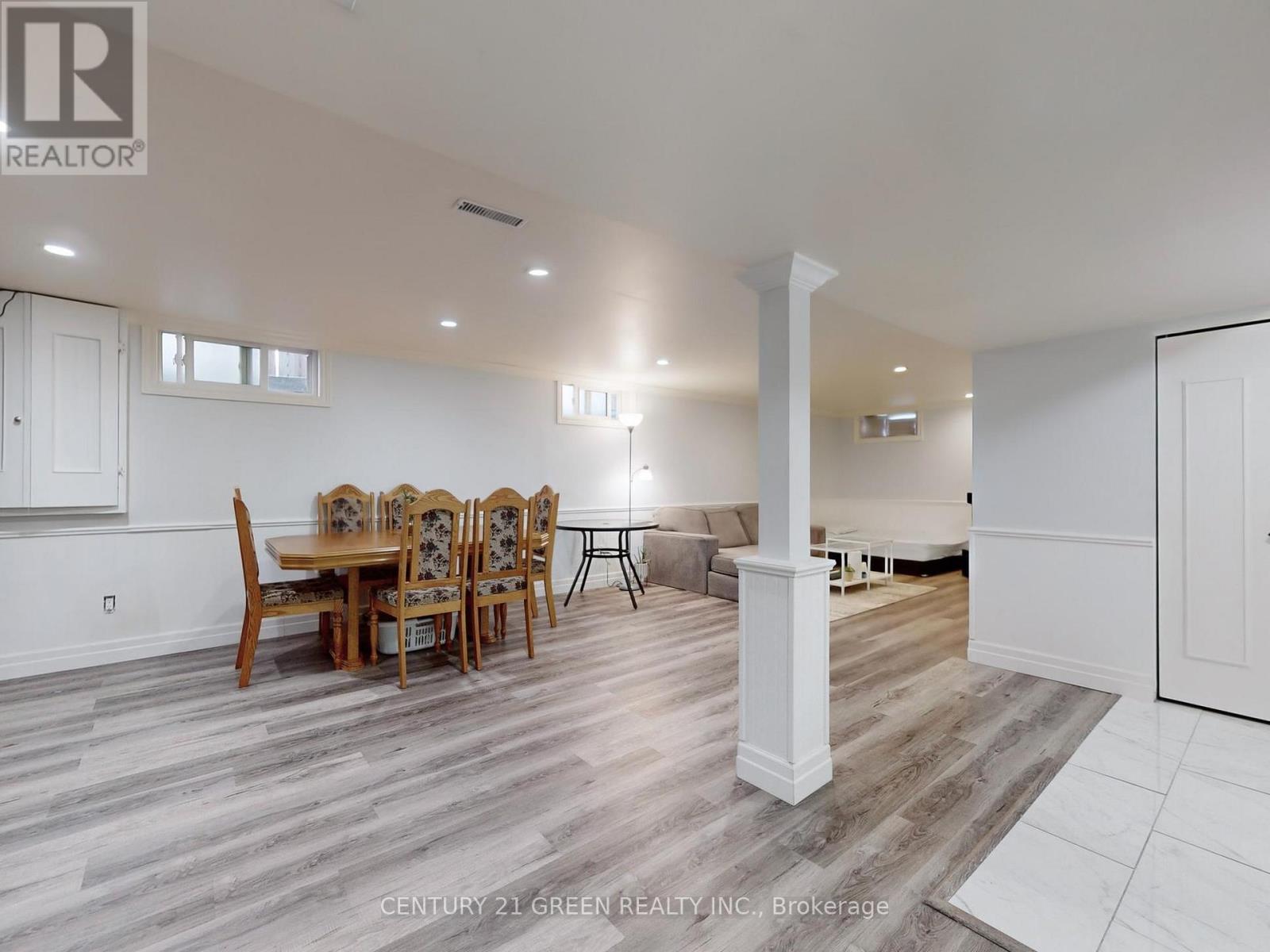 591 Dogwood Lane, Waterloo, Ontario  N2L 4Y1 - Photo 24 - X12455398