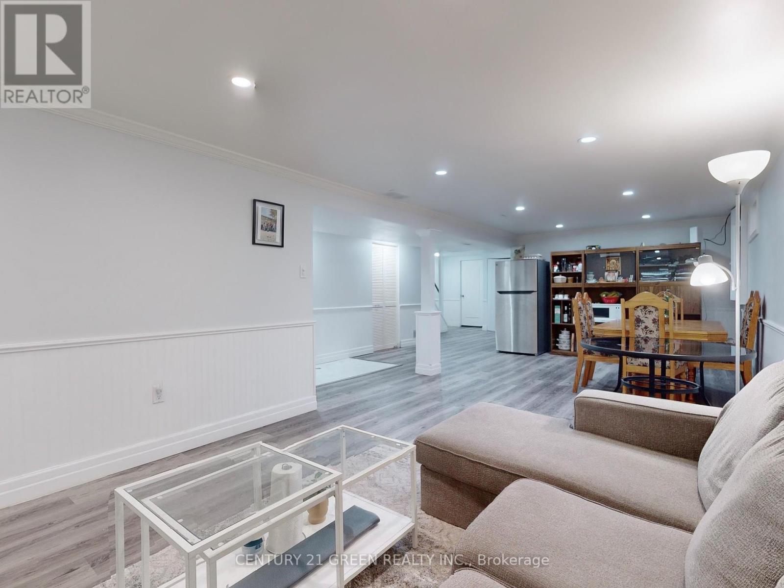591 Dogwood Lane, Waterloo, Ontario  N2L 4Y1 - Photo 26 - X12455398