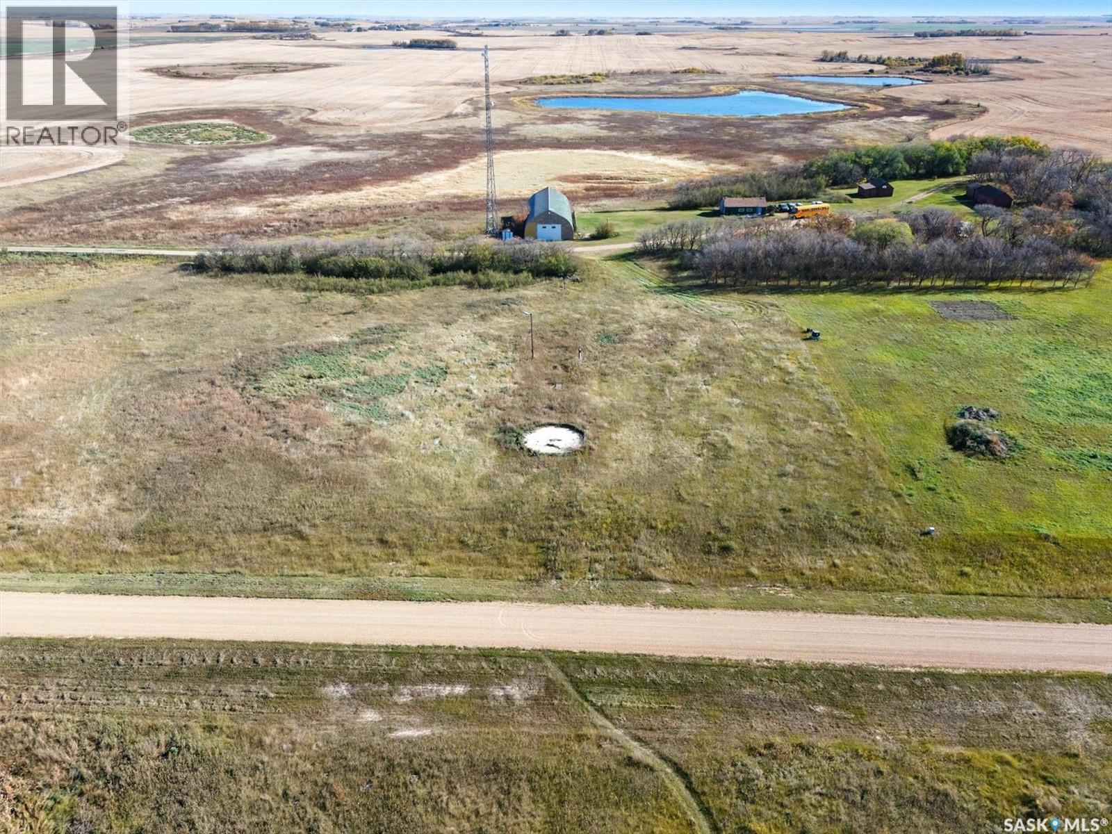 17 Meadowlark Crescent, Blucher Rm No. 343, Saskatchewan  S7B 0A5 - Photo 6 - SK016927