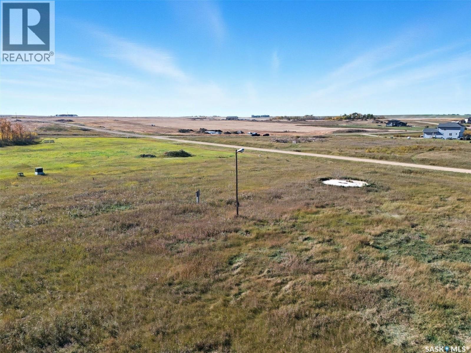 17 Meadowlark Crescent, Blucher Rm No. 343, Saskatchewan  S7B 0A5 - Photo 3 - SK016927