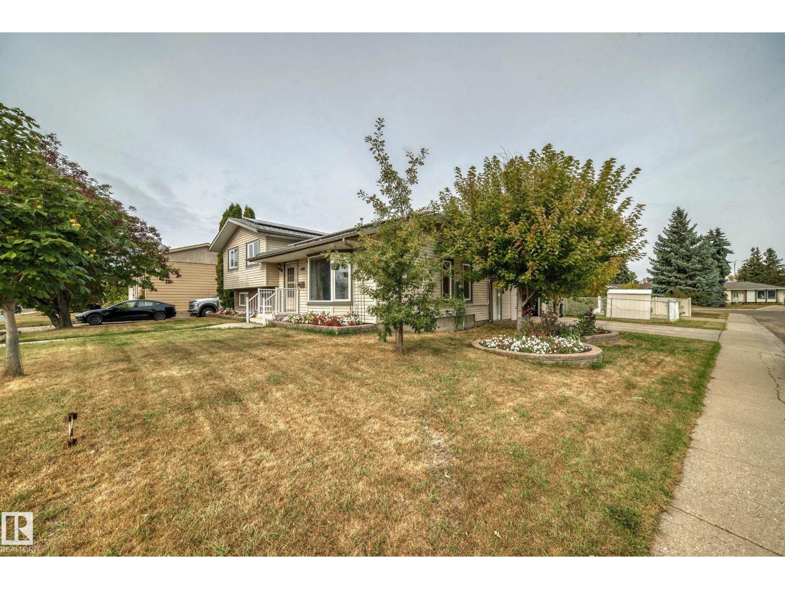 4108 135 Av Nw, Edmonton, Alberta  T5A 2N7 - Photo 3 - E4461039