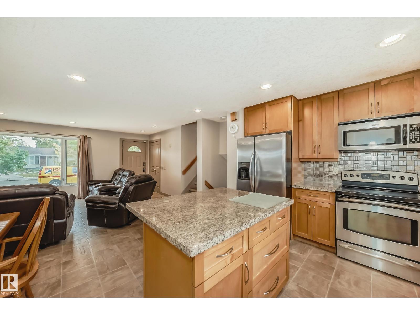 4108 135 Av Nw, Edmonton, Alberta  T5A 2N7 - Photo 11 - E4461039