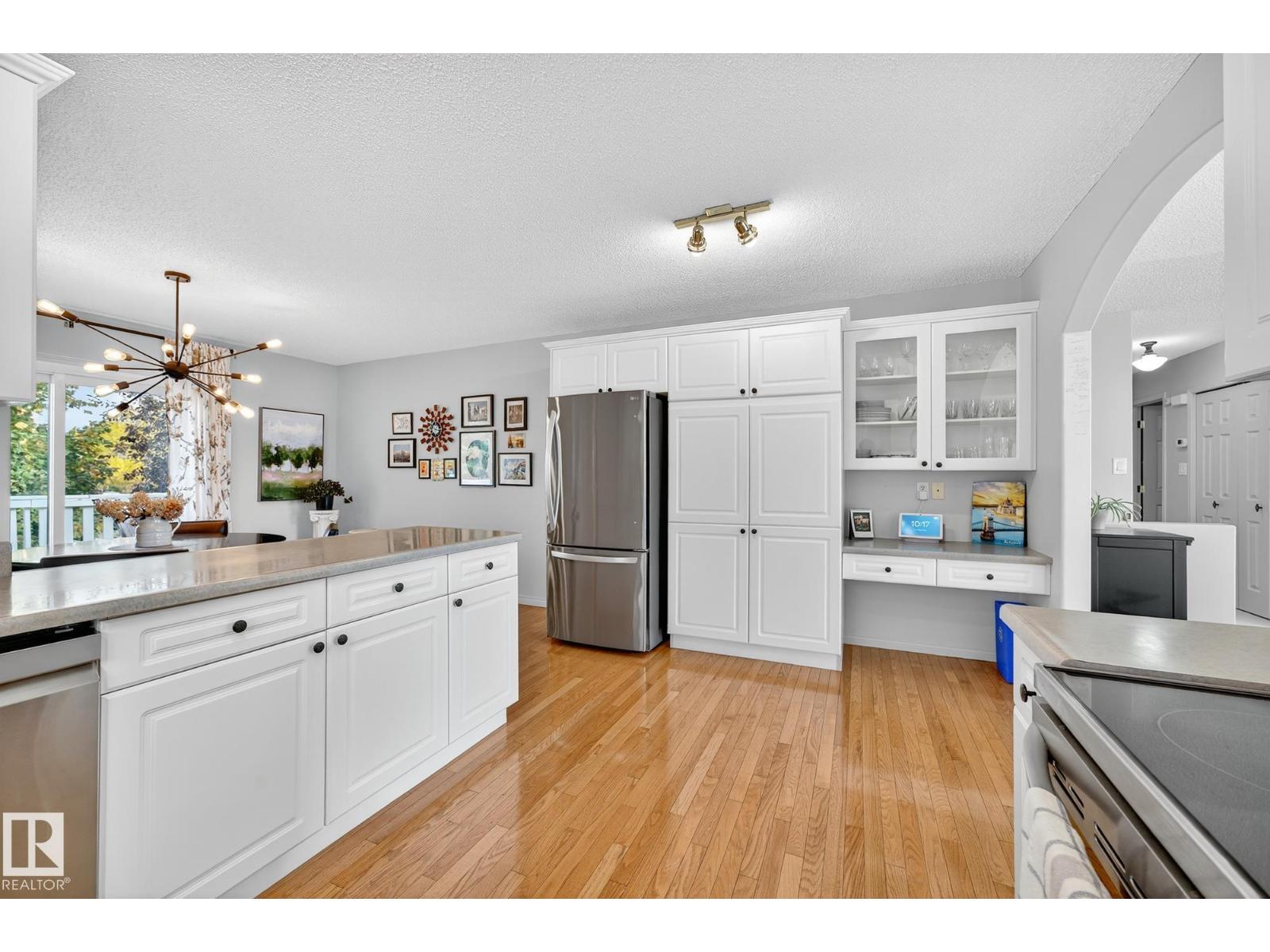 104 Chancery, Sherwood Park, Alberta  T8H 1Z4 - Photo 11 - E4461566