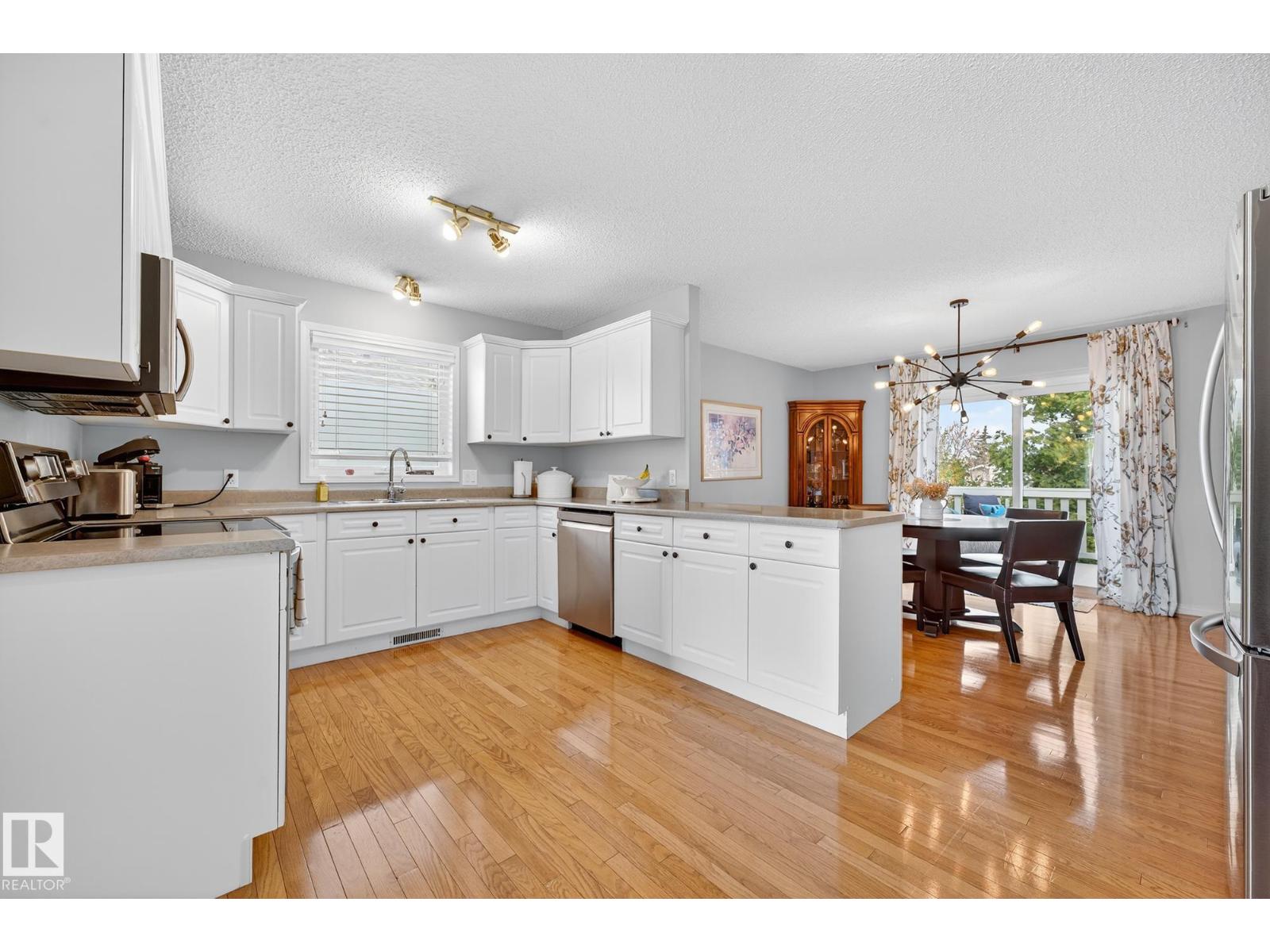 104 Chancery, Sherwood Park, Alberta  T8H 1Z4 - Photo 8 - E4461566