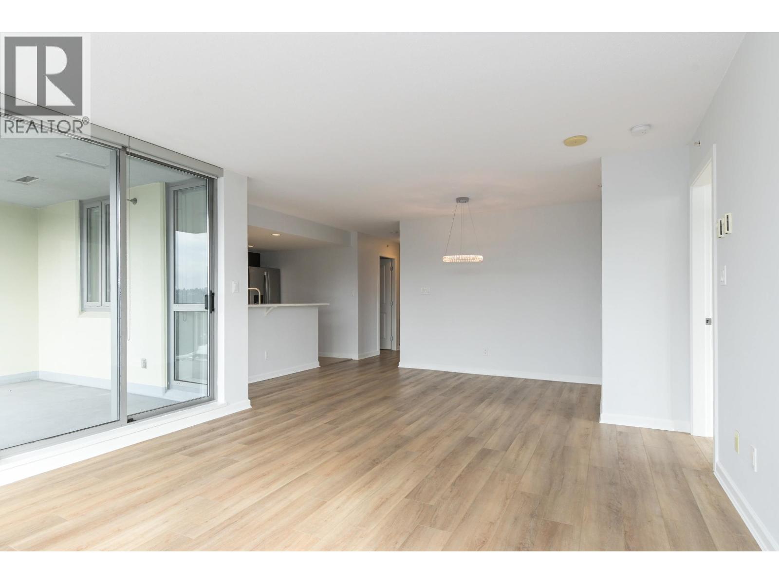 1303 295 Guildford Way, Port Moody, British Columbia  V3H 5N3 - Photo 6 - R3057180