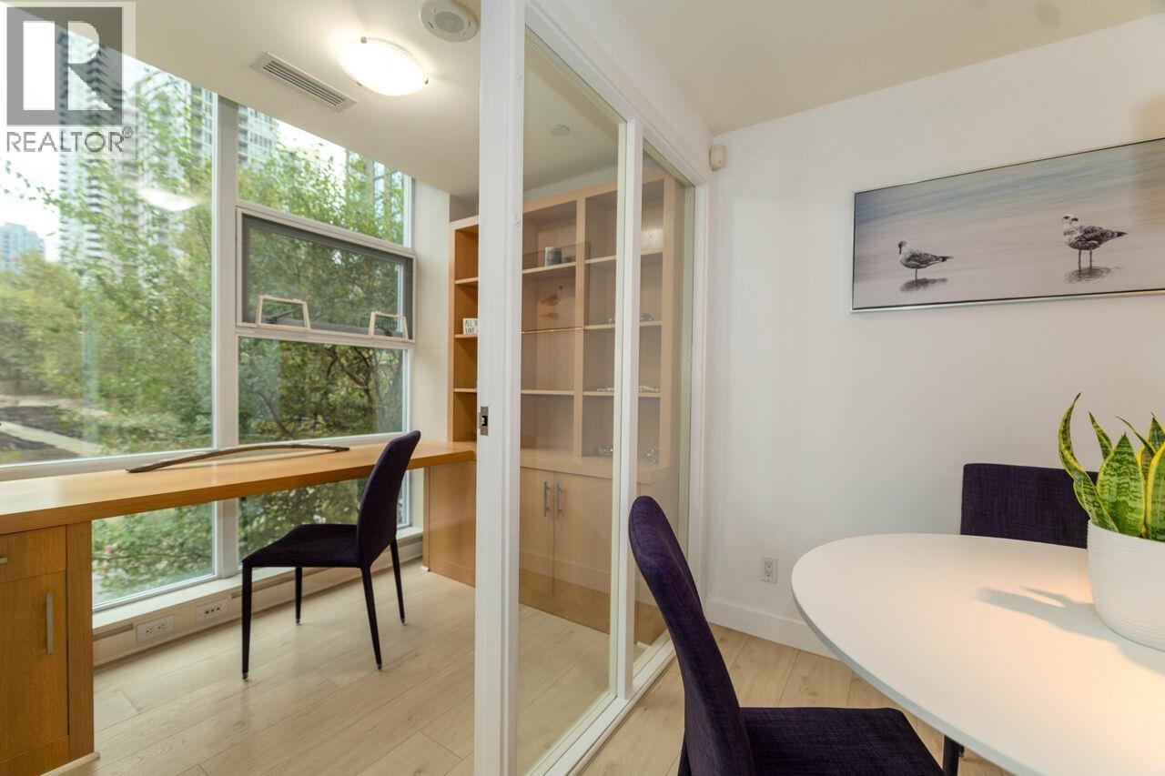 305 638 Beach Crescent, Vancouver, British Columbia  V6Z 3H4 - Photo 20 - R3057233