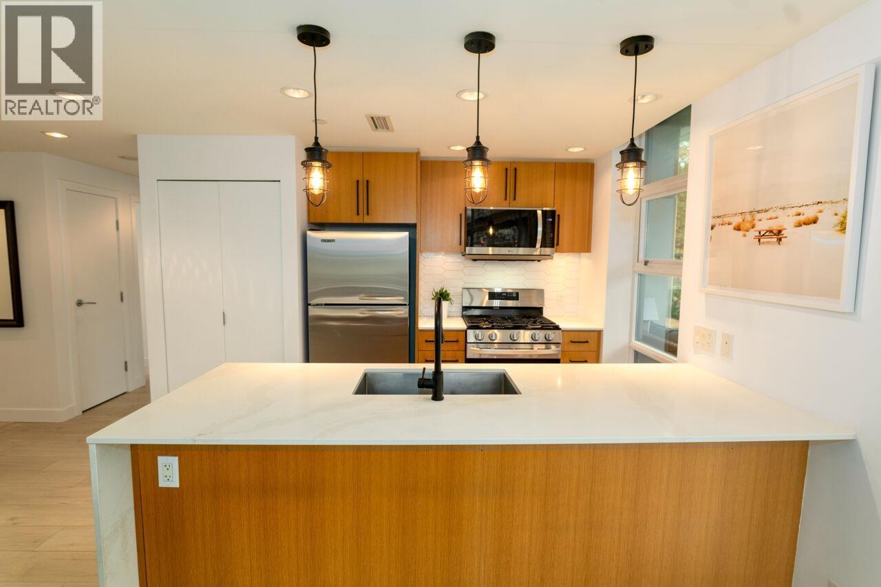 305 638 Beach Crescent, Vancouver, British Columbia  V6Z 3H4 - Photo 6 - R3057233