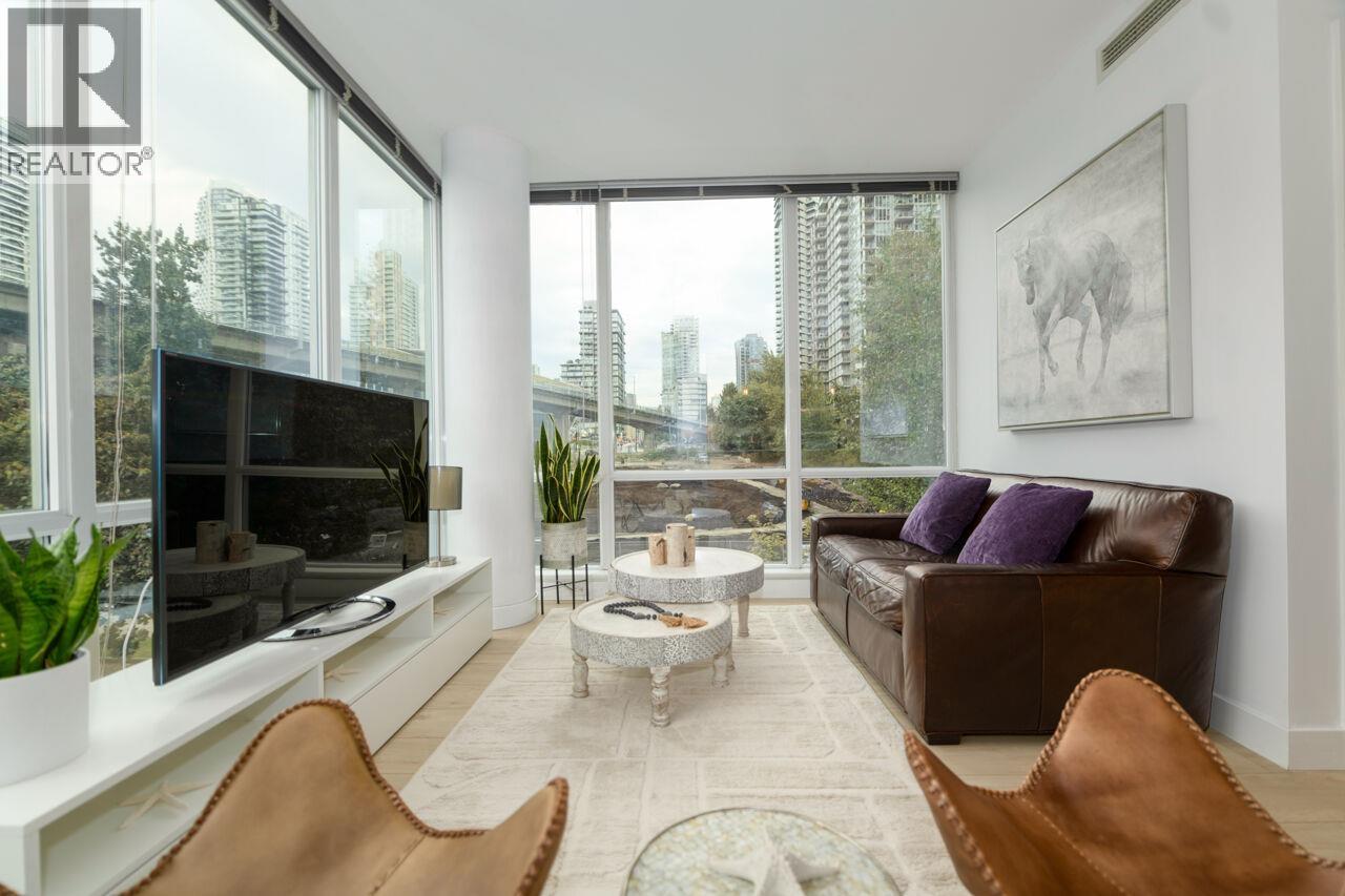 305 638 Beach Crescent, Vancouver, British Columbia  V6Z 3H4 - Photo 17 - R3057233