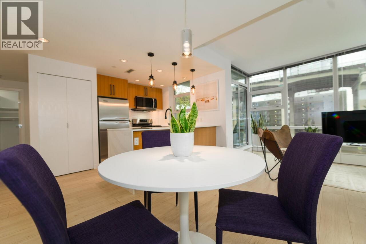305 638 Beach Crescent, Vancouver, British Columbia  V6Z 3H4 - Photo 12 - R3057233