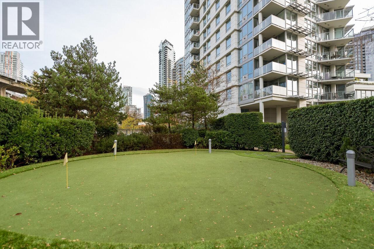 305 638 Beach Crescent, Vancouver, British Columbia  V6Z 3H4 - Photo 35 - R3057233