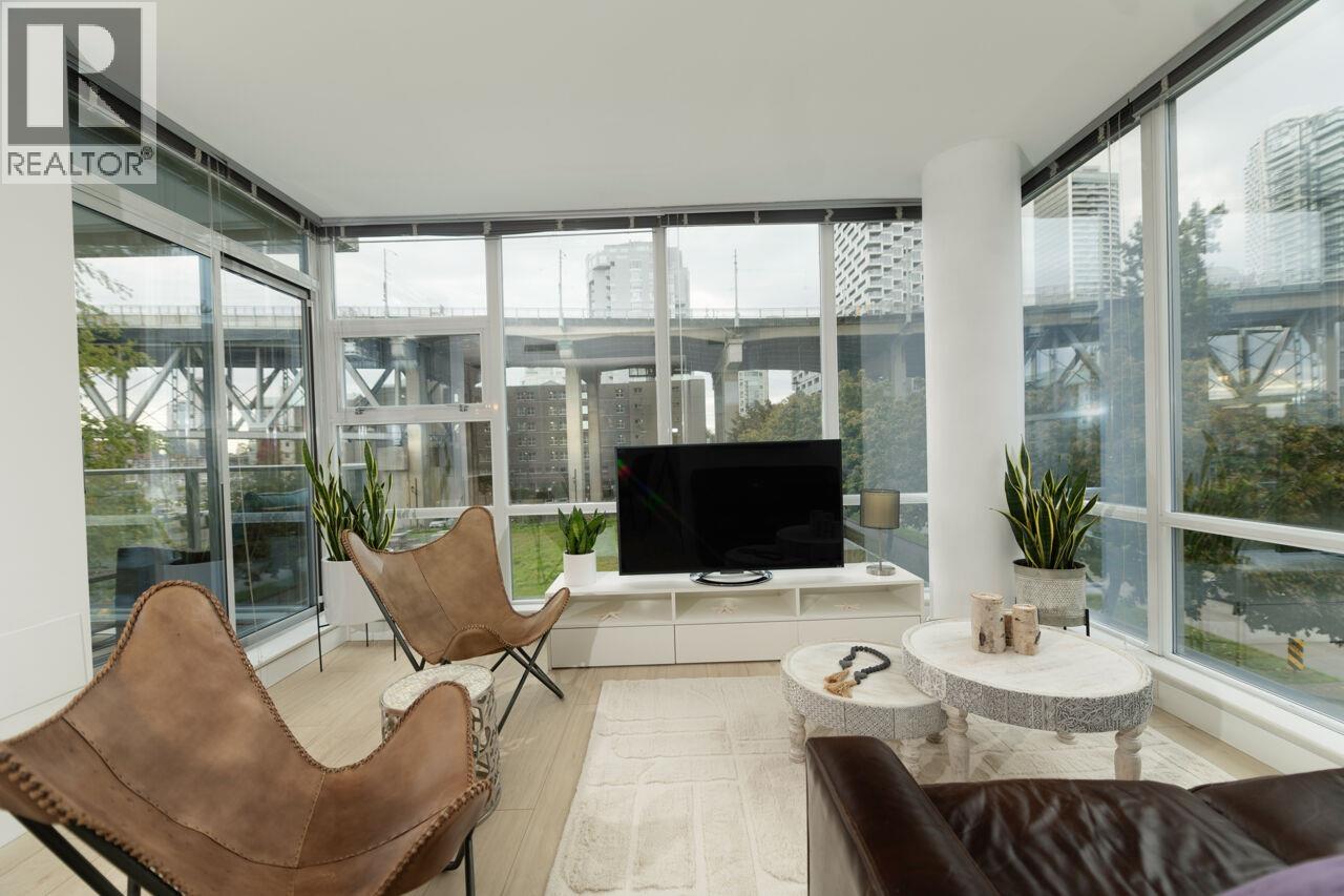 305 638 Beach Crescent, Vancouver, British Columbia  V6Z 3H4 - Photo 16 - R3057233