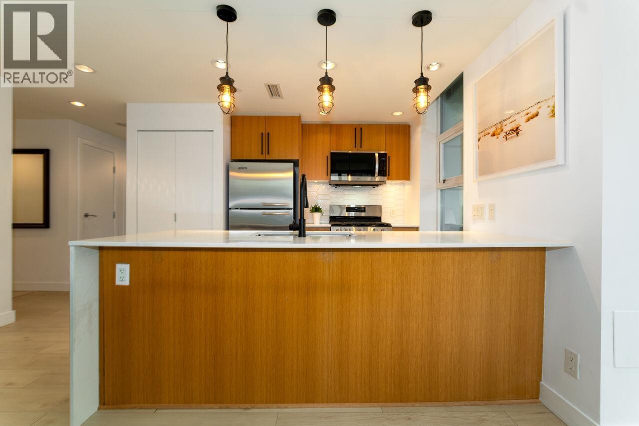 305 638 Beach Crescent, Vancouver, British Columbia  V6Z 3H4 - Photo 9 - R3057233