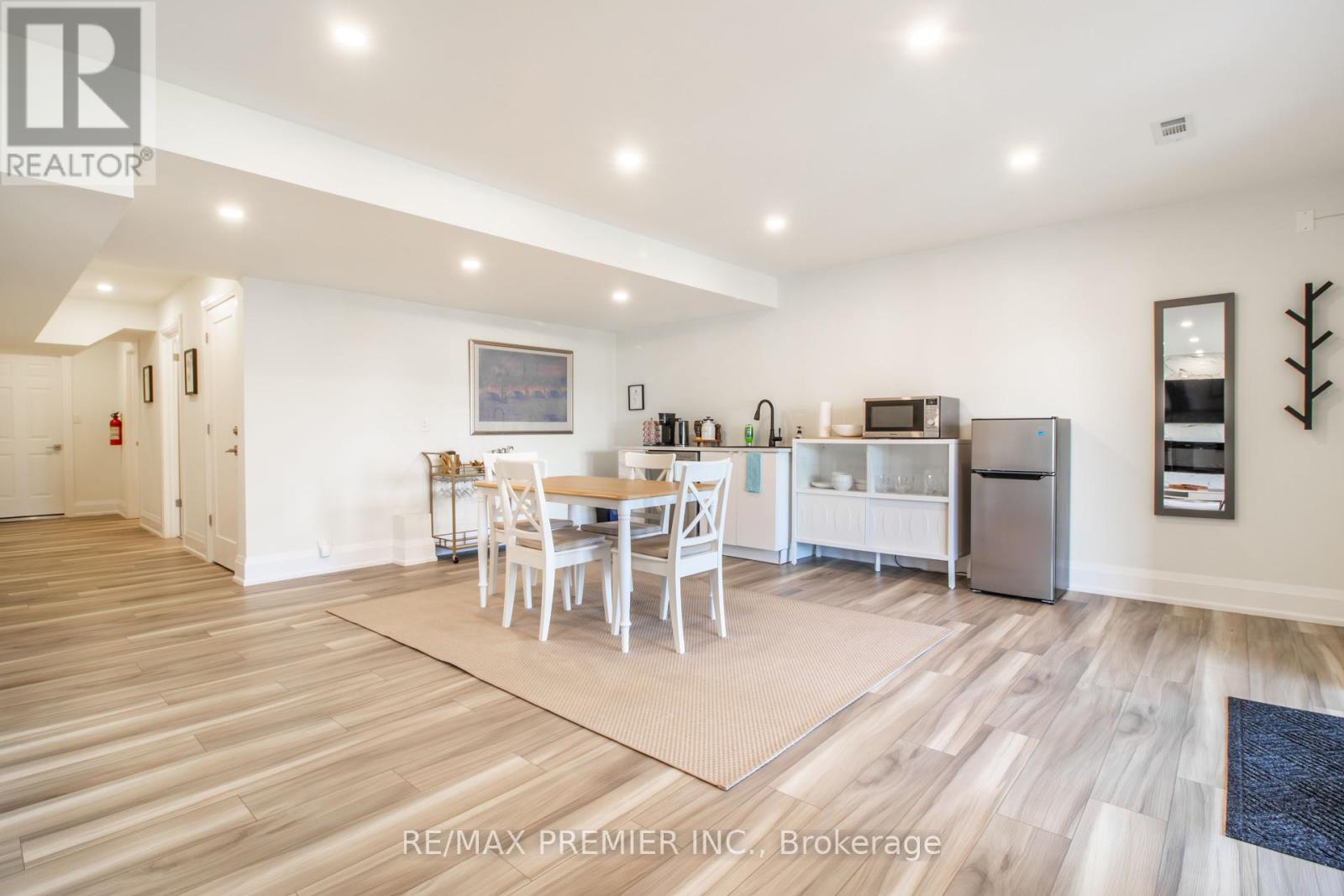 4 Kenmir Avenue, Niagara-On-The-Lake, Ontario  L0S 1J1 - Photo 25 - X12449833