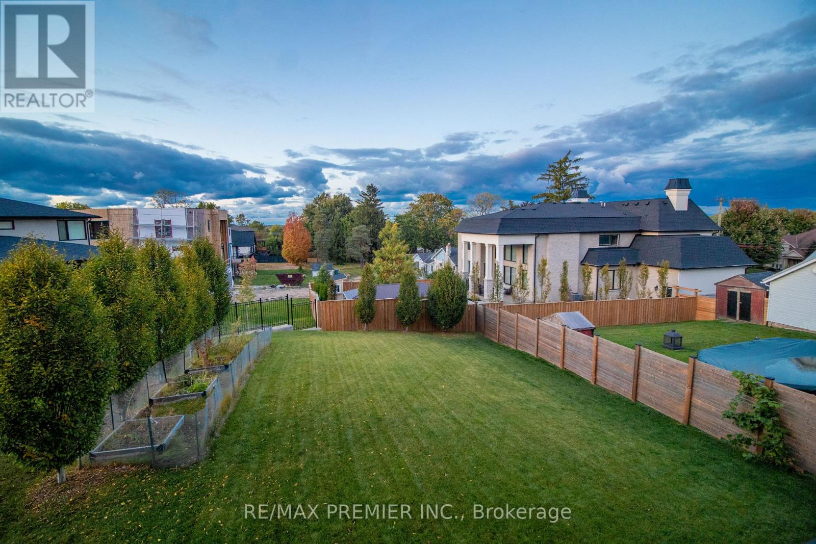 4 Kenmir Avenue, Niagara-On-The-Lake, Ontario  L0S 1J1 - Photo 32 - X12449833