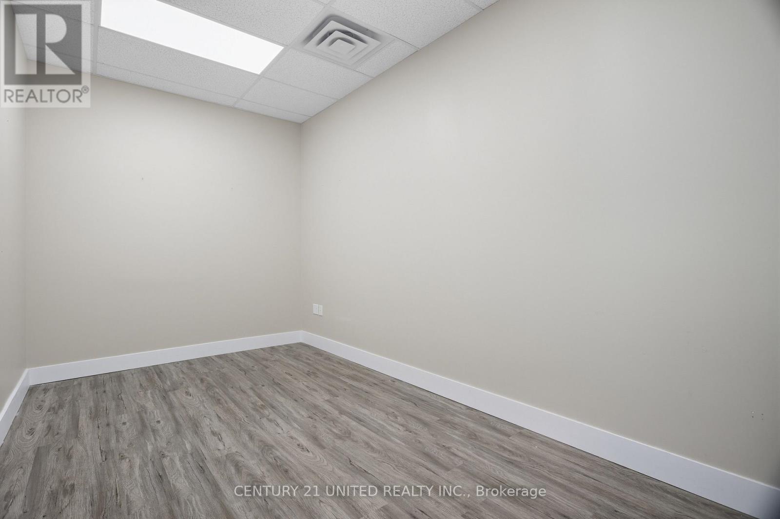175 Beverly Street, Cambridge, Ontario  N1R 7Y9 - Photo 9 - X12406645