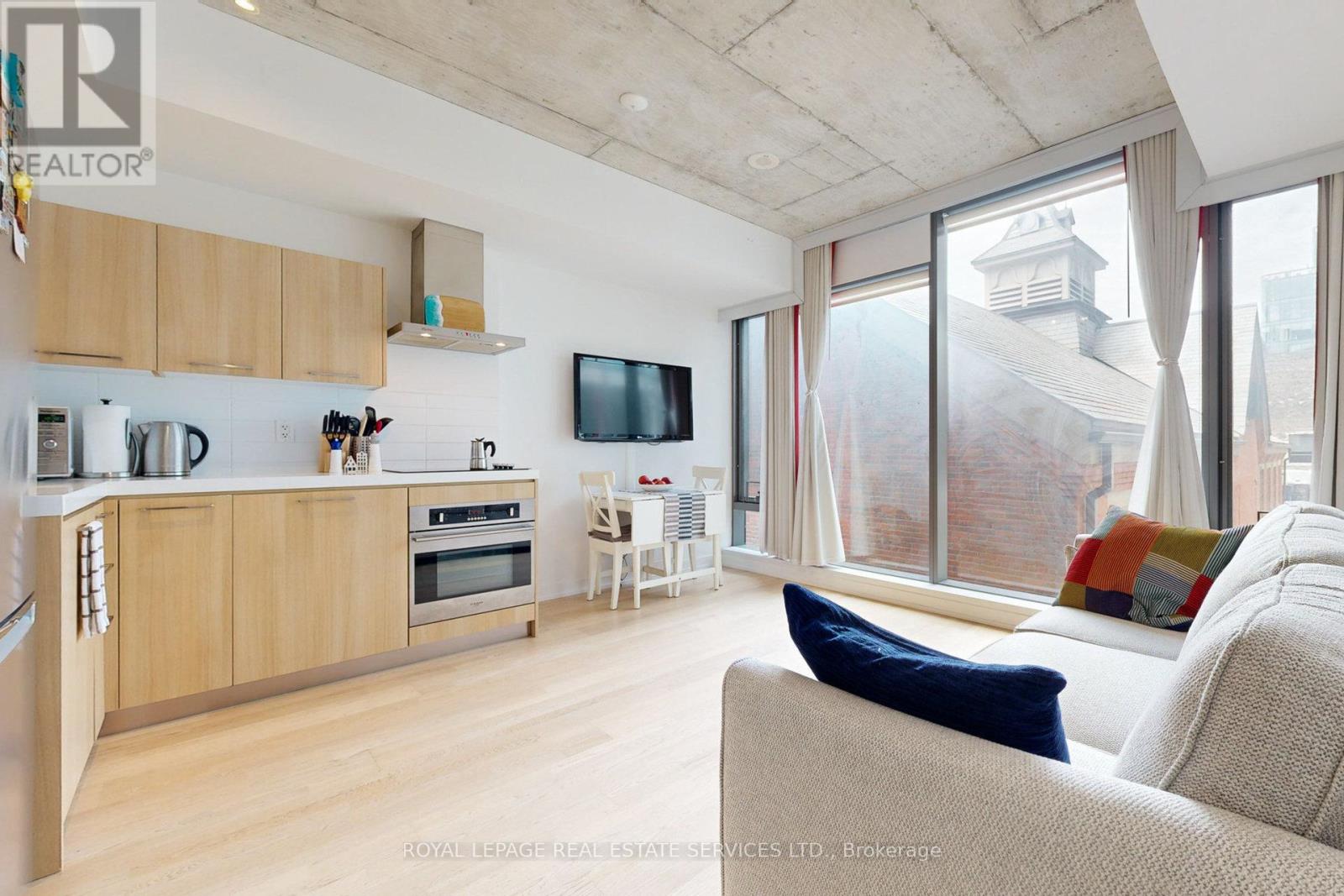 417 - 560 KING STREET W, Toronto, Ontario
