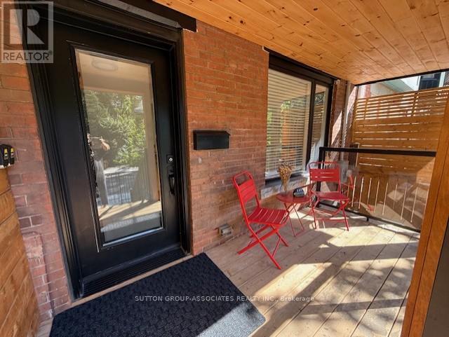 MAIN - 129 SEATON STREET, Toronto, Ontario