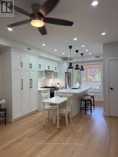 Main - 129 Seaton Street, Toronto, Ontario  M5A 2T2 - Photo 4 - C12455437