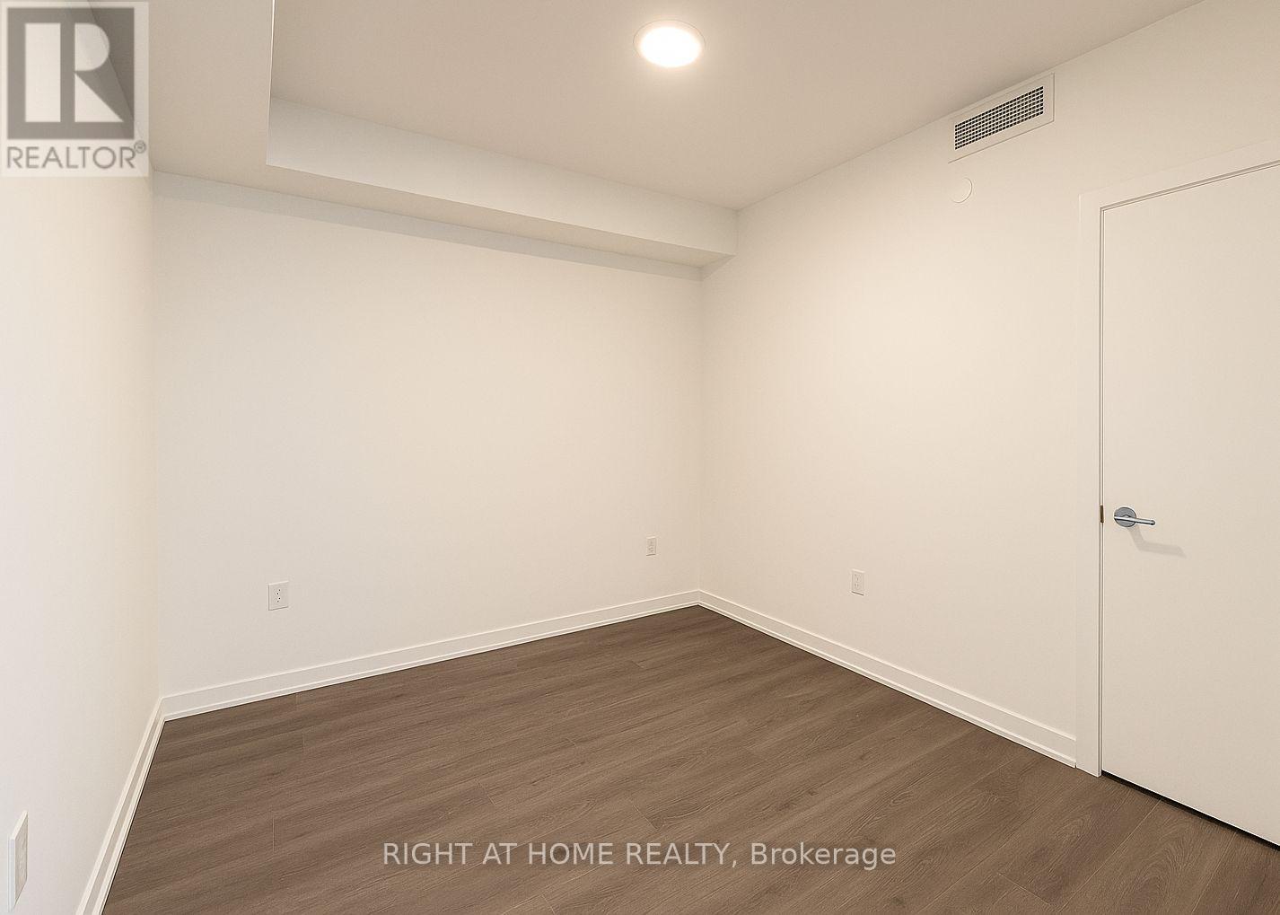 404 - 9 Tecumseth Street, Toronto, Ontario  M5V 0S5 - Photo 10 - C12455452