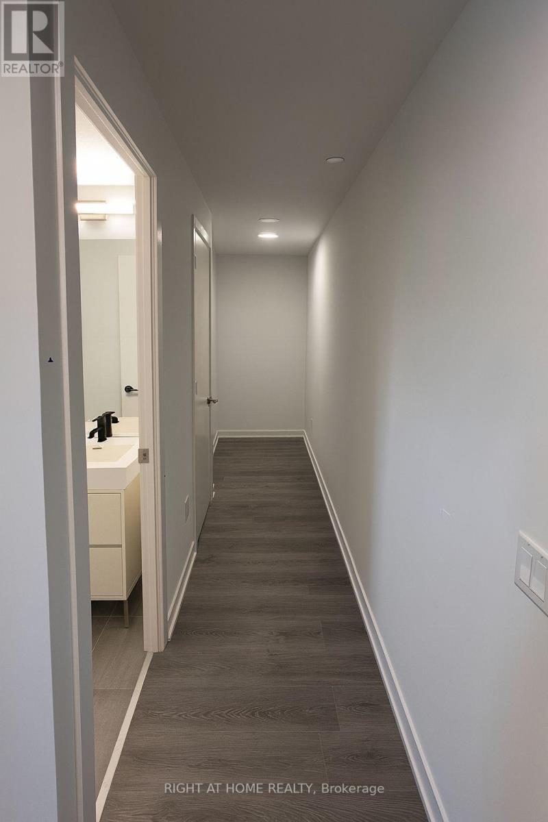 404 - 9 Tecumseth Street, Toronto, Ontario  M5V 0S5 - Photo 13 - C12455452