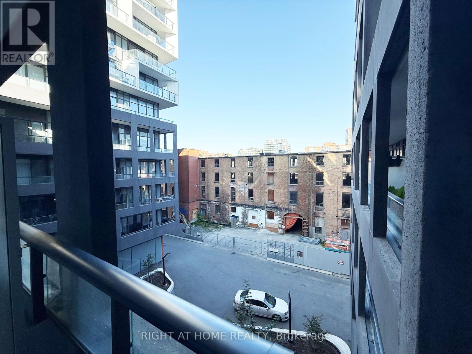 404 - 9 Tecumseth Street, Toronto, Ontario  M5V 0S5 - Photo 17 - C12455452