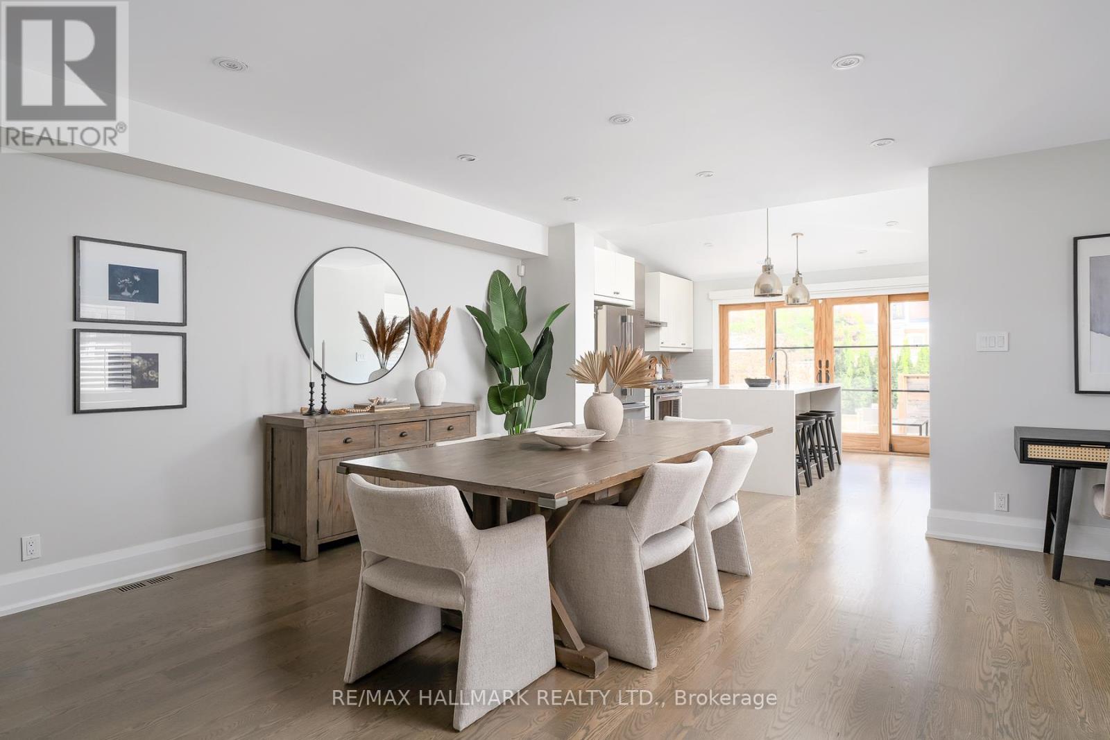 29 Lesmount Avenue, Toronto (Danforth Village-East York), Ontario  M4J 3V5 - Photo 12 - E12455450