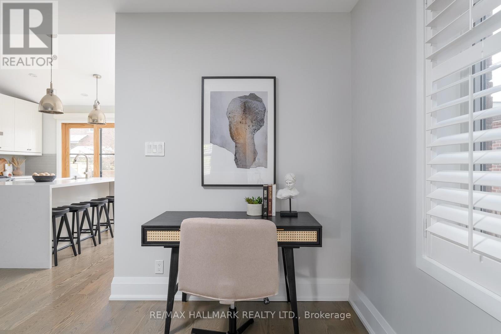 29 Lesmount Avenue, Toronto (Danforth Village-East York), Ontario  M4J 3V5 - Photo 16 - E12455450