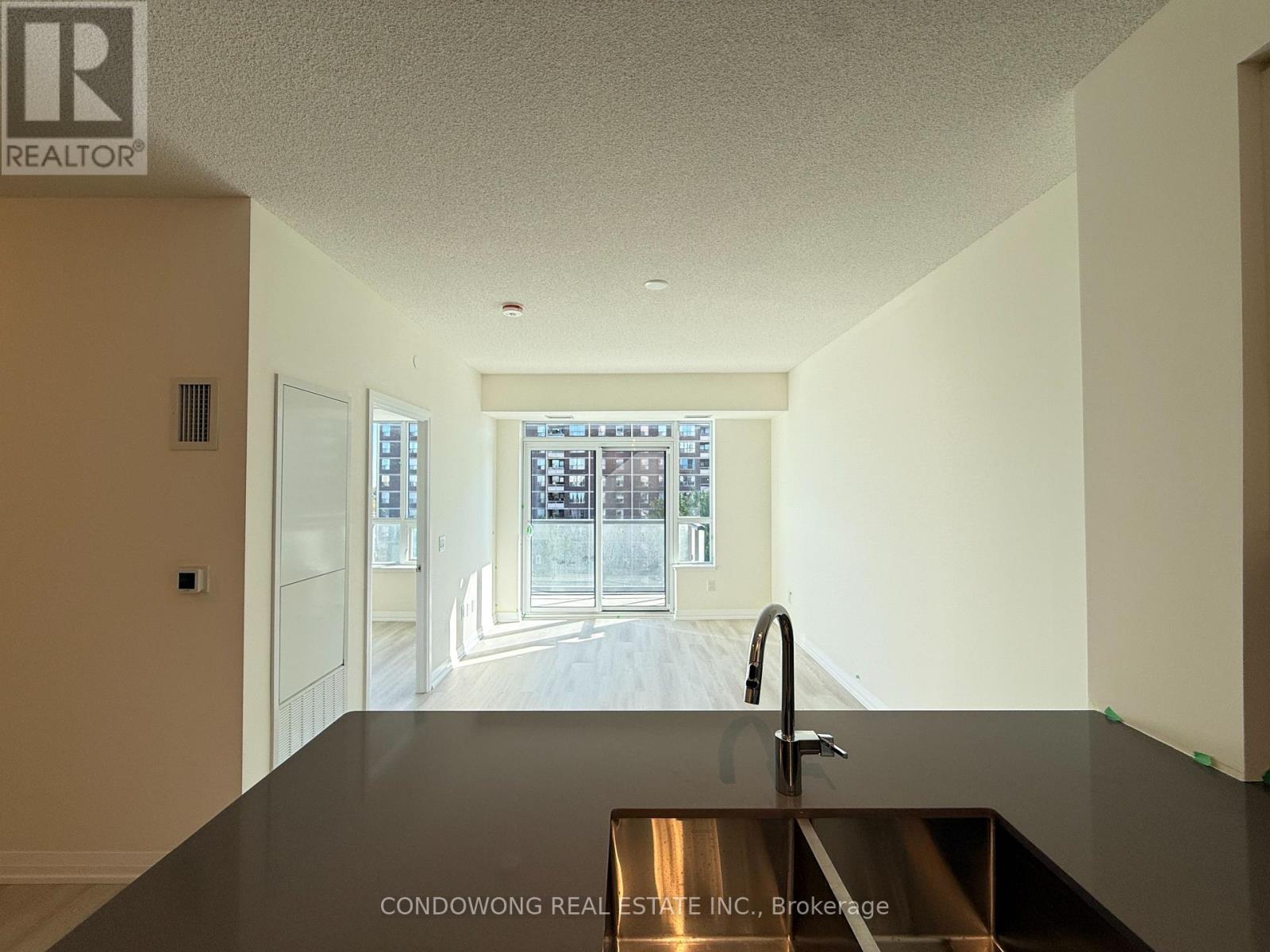 823 - 3270 Sheppard Avenue, Toronto, Ontario  M1T 0B3 - Photo 4 - E12455451