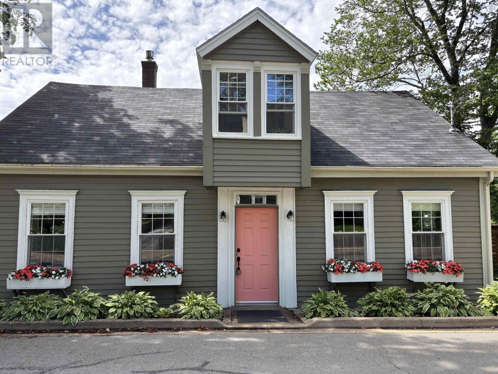 66 Main Street, Liverpool, Nova Scotia