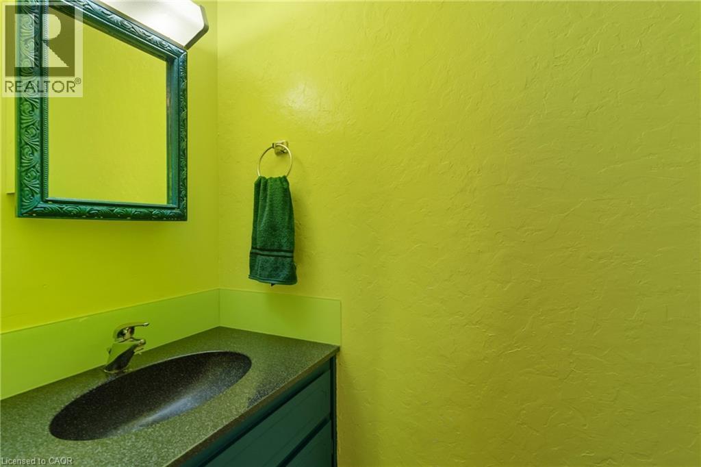 28 Underhill Crescent Unit# 19, Kitchener, Ontario  N2A 2S8 - Photo 20 - 40773756