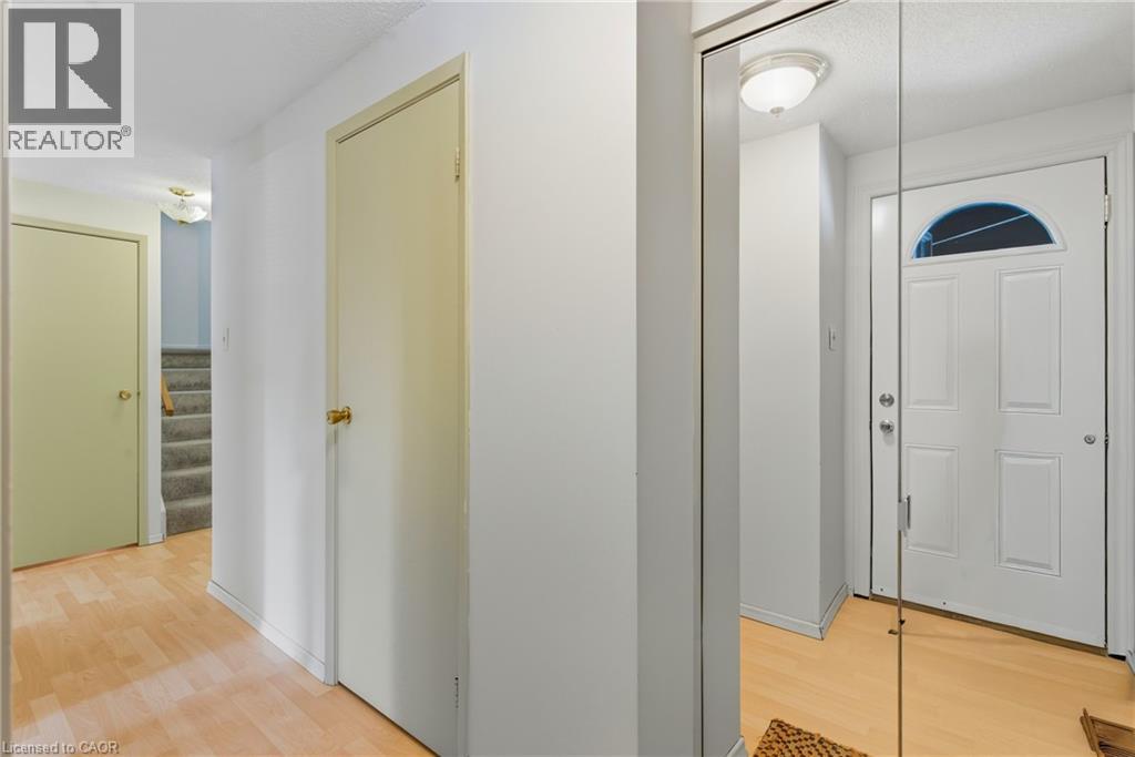 28 Underhill Crescent Unit# 19, Kitchener, Ontario  N2A 2S8 - Photo 19 - 40773756