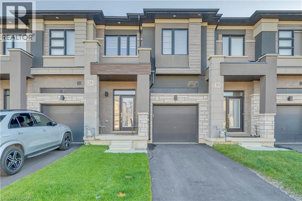 28 Dennis Avenue, Brantford, Ontario  N3V 0C1 - Photo 2 - 40776470