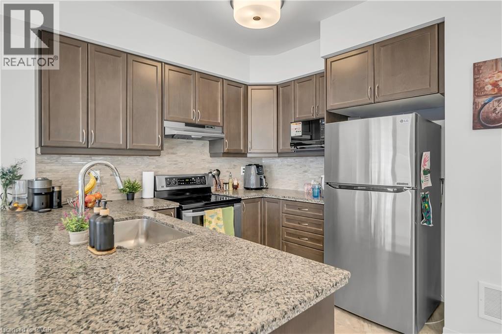 28 Dennis Avenue, Brantford, Ontario  N3V 0C1 - Photo 7 - 40776470