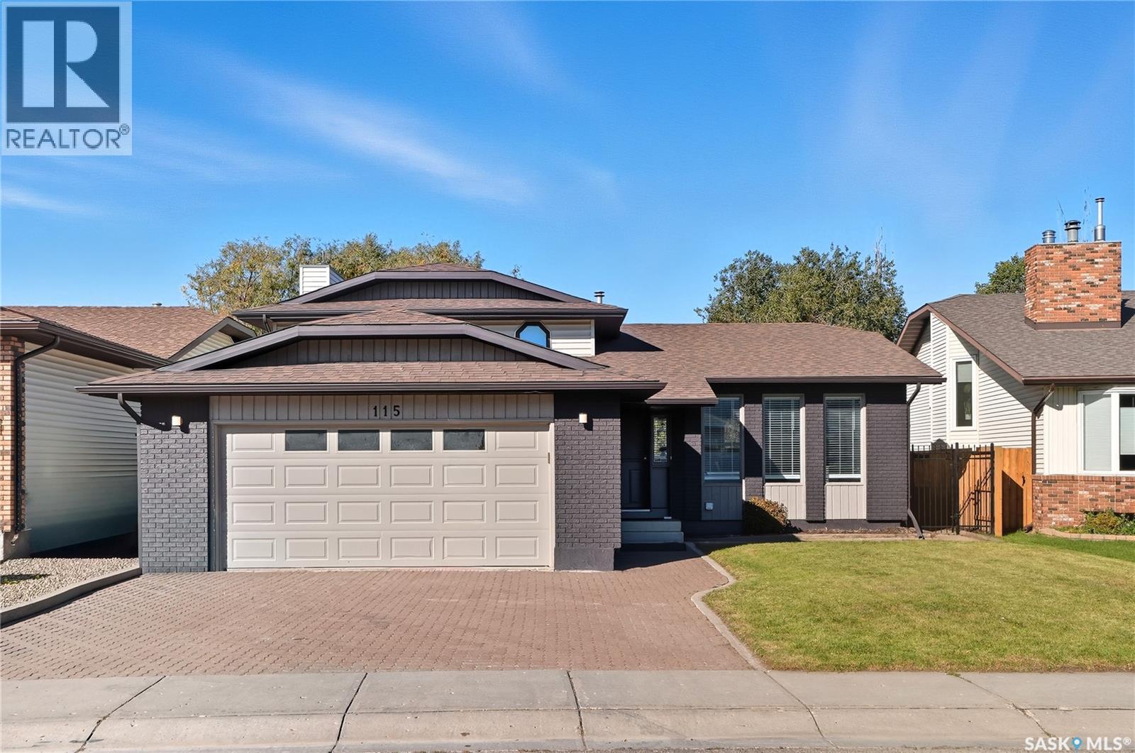 115 Smoothstone Crescent, Saskatoon, Saskatchewan  S7J 4T1 - Photo 1 - SK020532