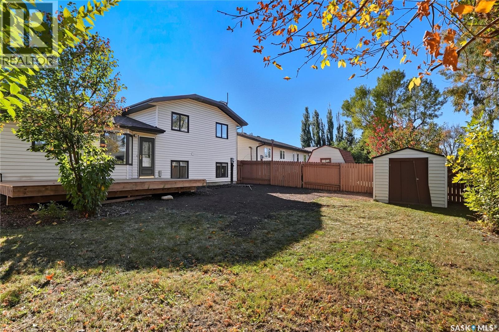 115 Smoothstone Crescent, Saskatoon, Saskatchewan  S7J 4T1 - Photo 46 - SK020532