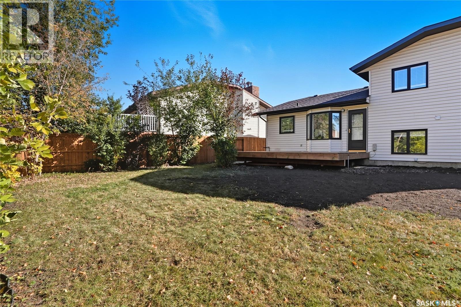 115 Smoothstone Crescent, Saskatoon, Saskatchewan  S7J 4T1 - Photo 47 - SK020532