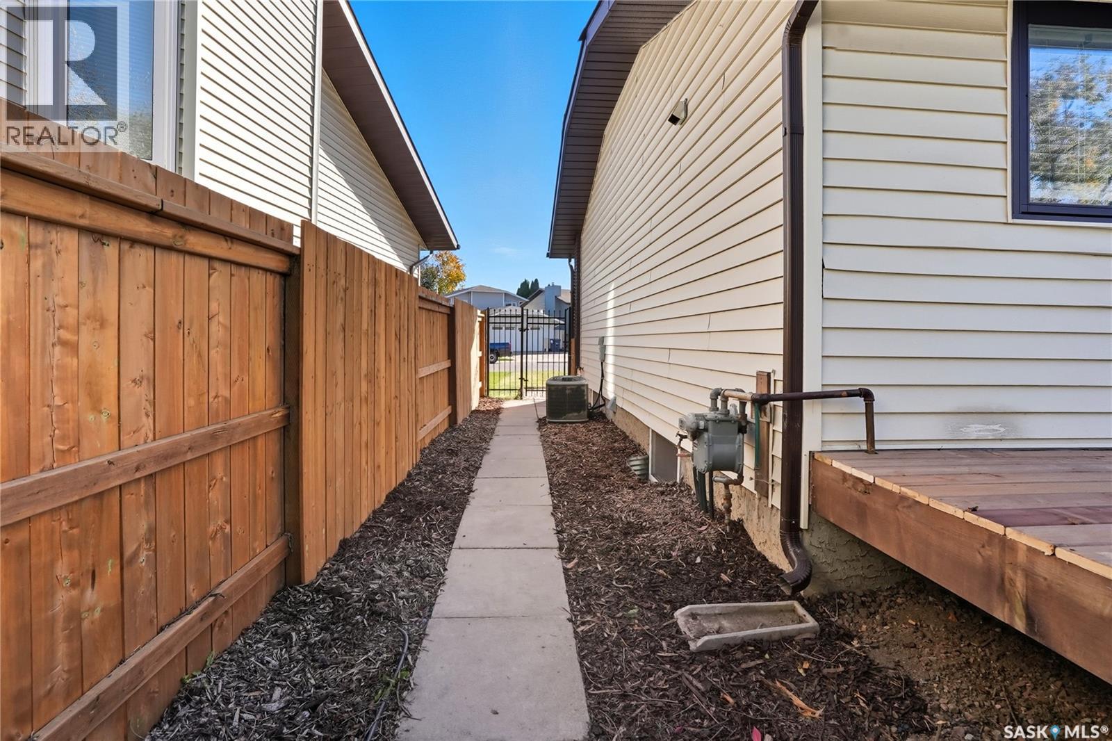 115 Smoothstone Crescent, Saskatoon, Saskatchewan  S7J 4T1 - Photo 49 - SK020532