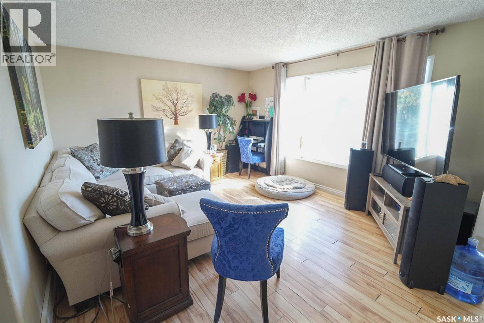 106 Clancy Drive, Saskatoon, Saskatchewan  S7M 4L2 - Photo 4 - SK020417
