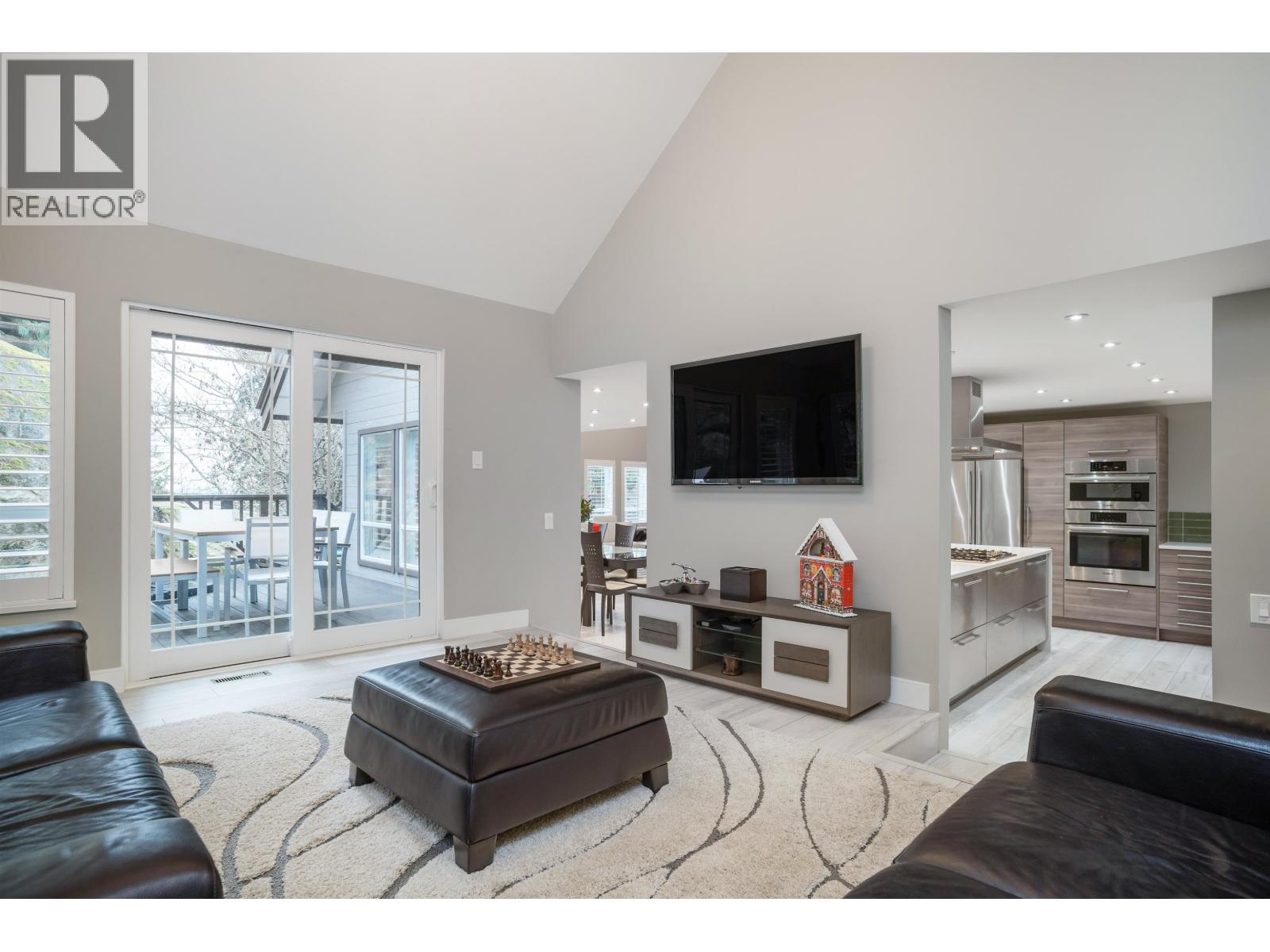 4001 Rose Crescent, West Vancouver, British Columbia  V7V 2N6 - Photo 13 - R3001709