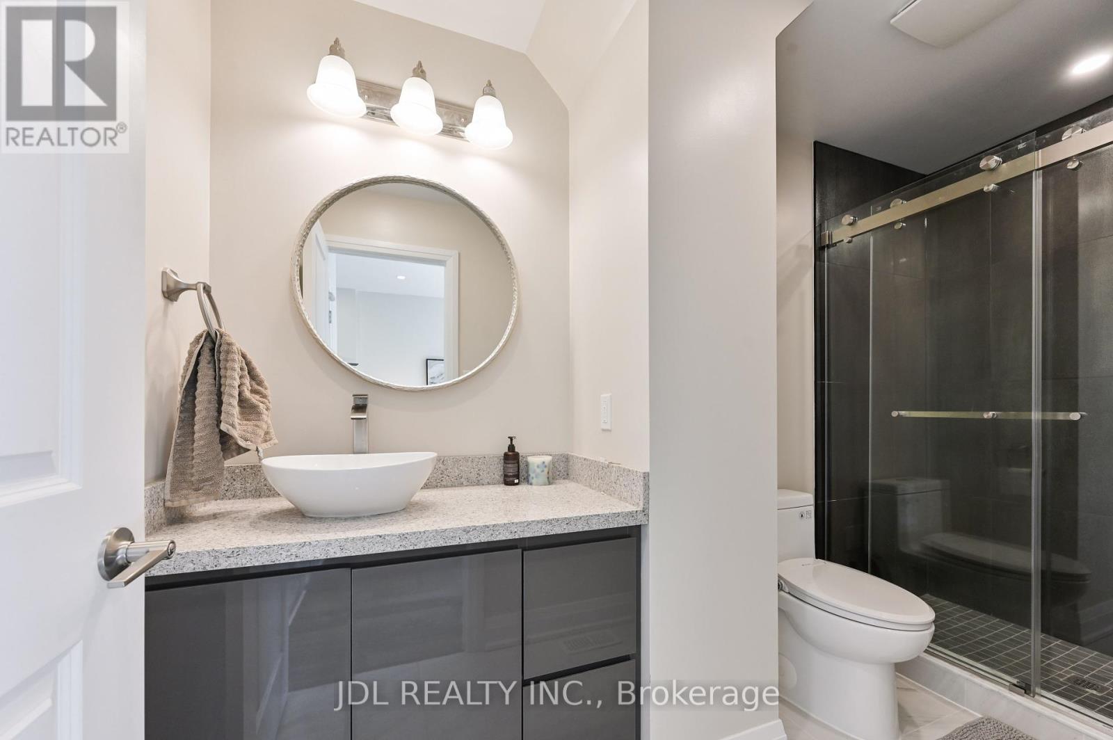 17 Thomas Foster Street, Markham, Ontario  L6C 0Z4 - Photo 6 - N12455439
