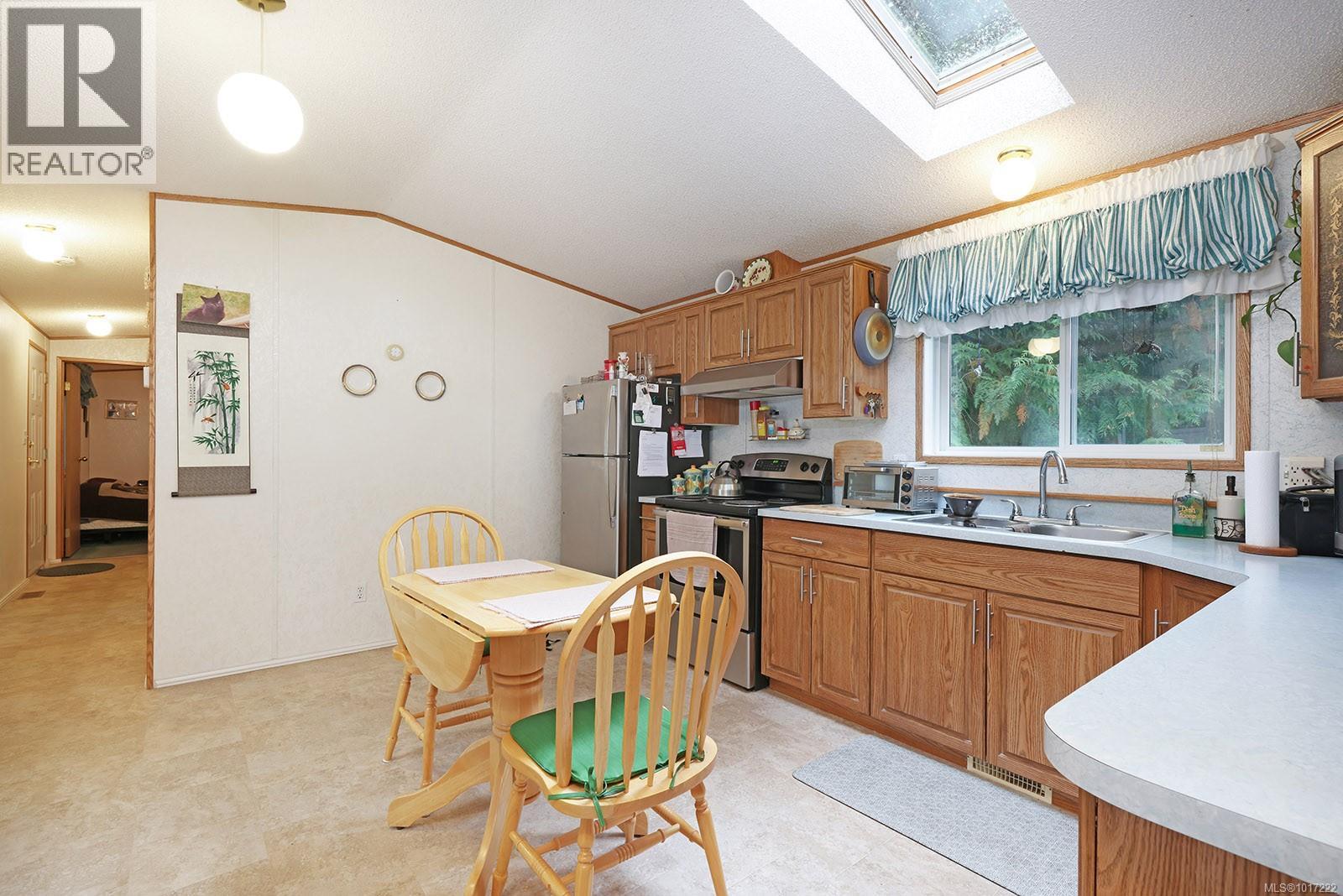 4 1640 Anderton Rd, Comox, British Columbia  V9M 4A5 - Photo 7 - 1017222