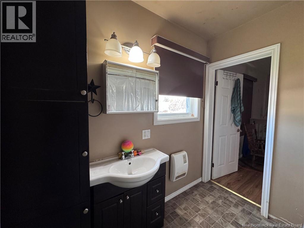305 Main Street, Plaster Rock, New Brunswick  E7G 2G3 - Photo 18 - NB128313
