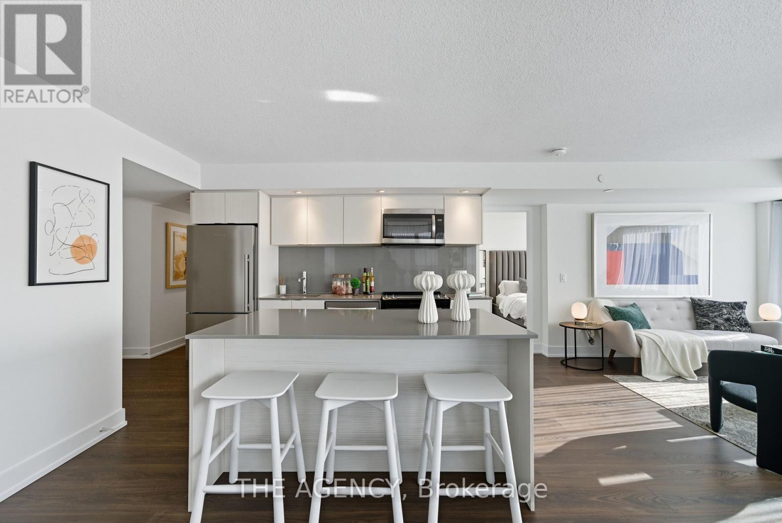 2104 - 10 Eva Road, Toronto, Ontario  M9C 0B3 - Photo 7 - W12455411