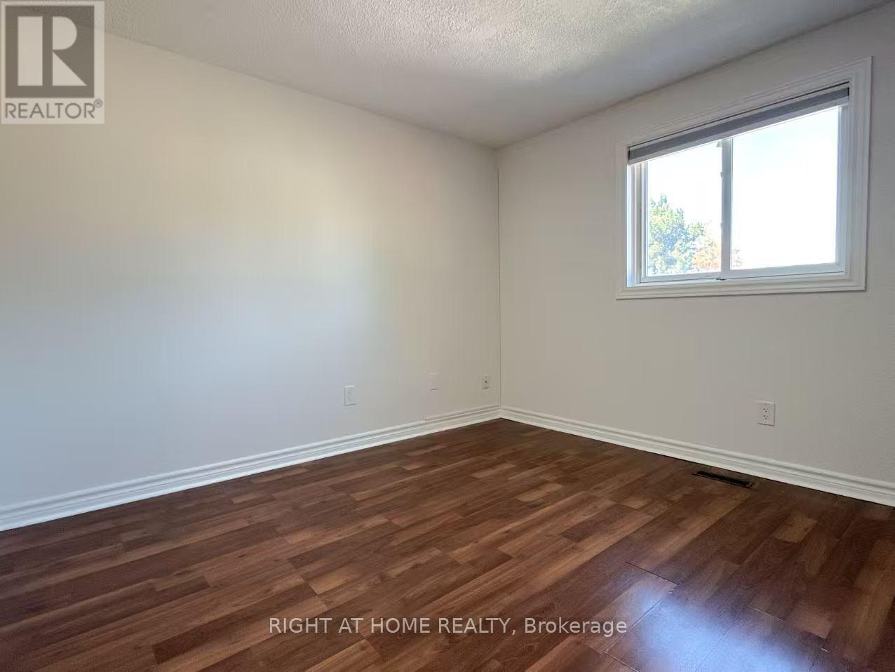 6405 Colebrook Crescent, Mississauga, Ontario  L5N 3E3 - Photo 21 - W12455429