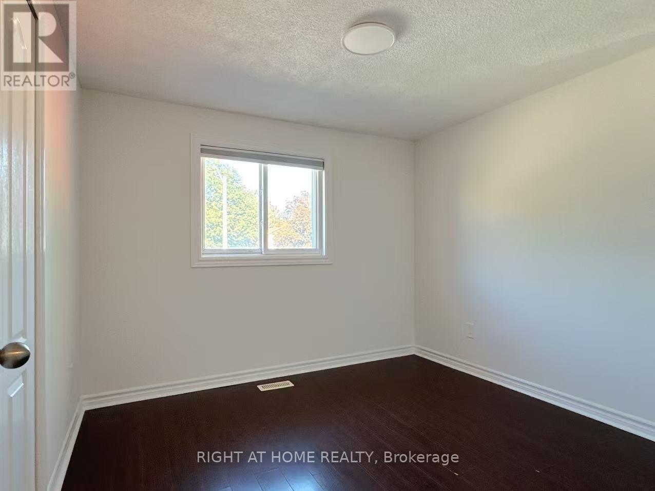 6405 Colebrook Crescent, Mississauga, Ontario  L5N 3E3 - Photo 23 - W12455429
