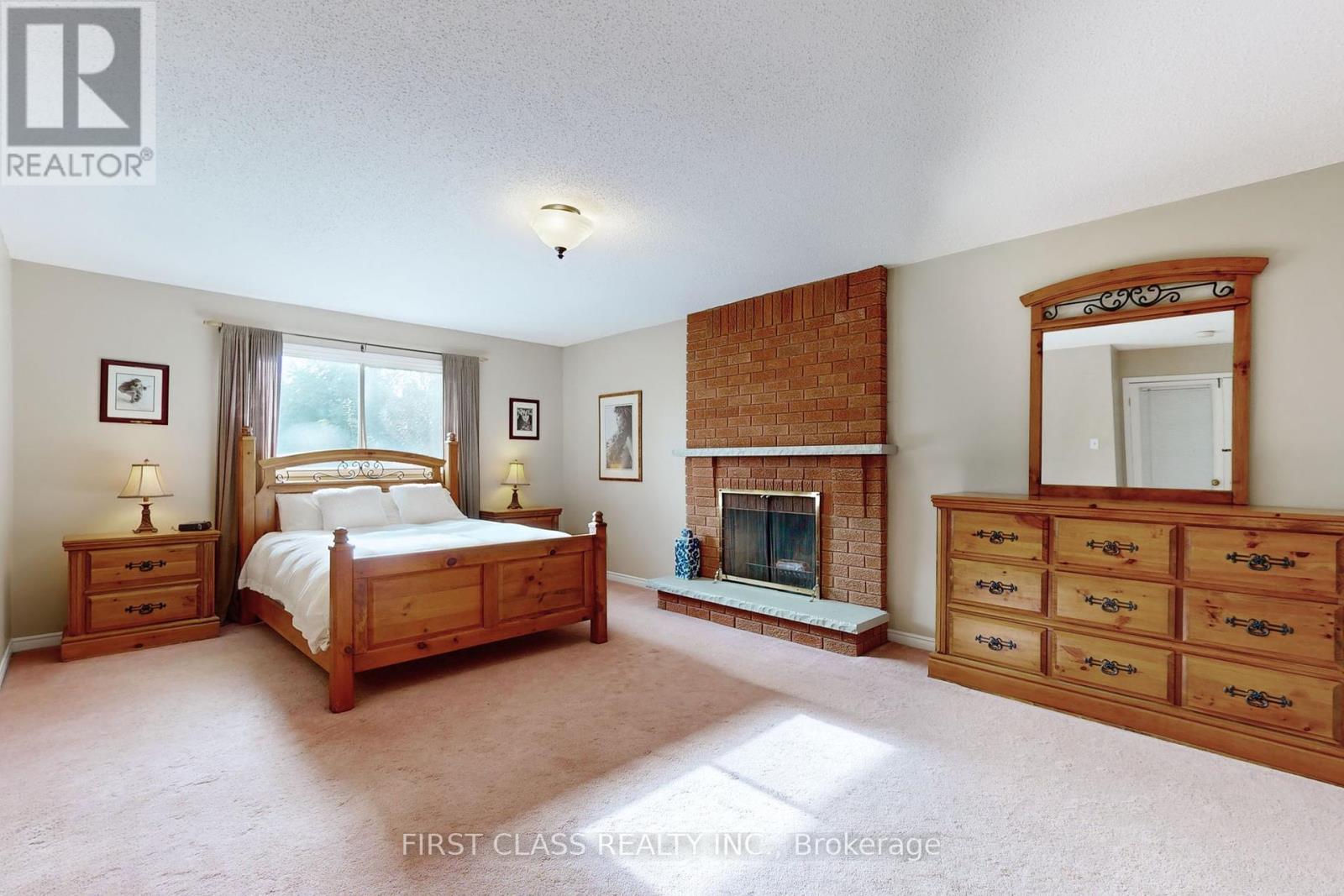 7 Kenpark Avenue, Brampton, Ontario  L6Z 3P4 - Photo 15 - W12455432