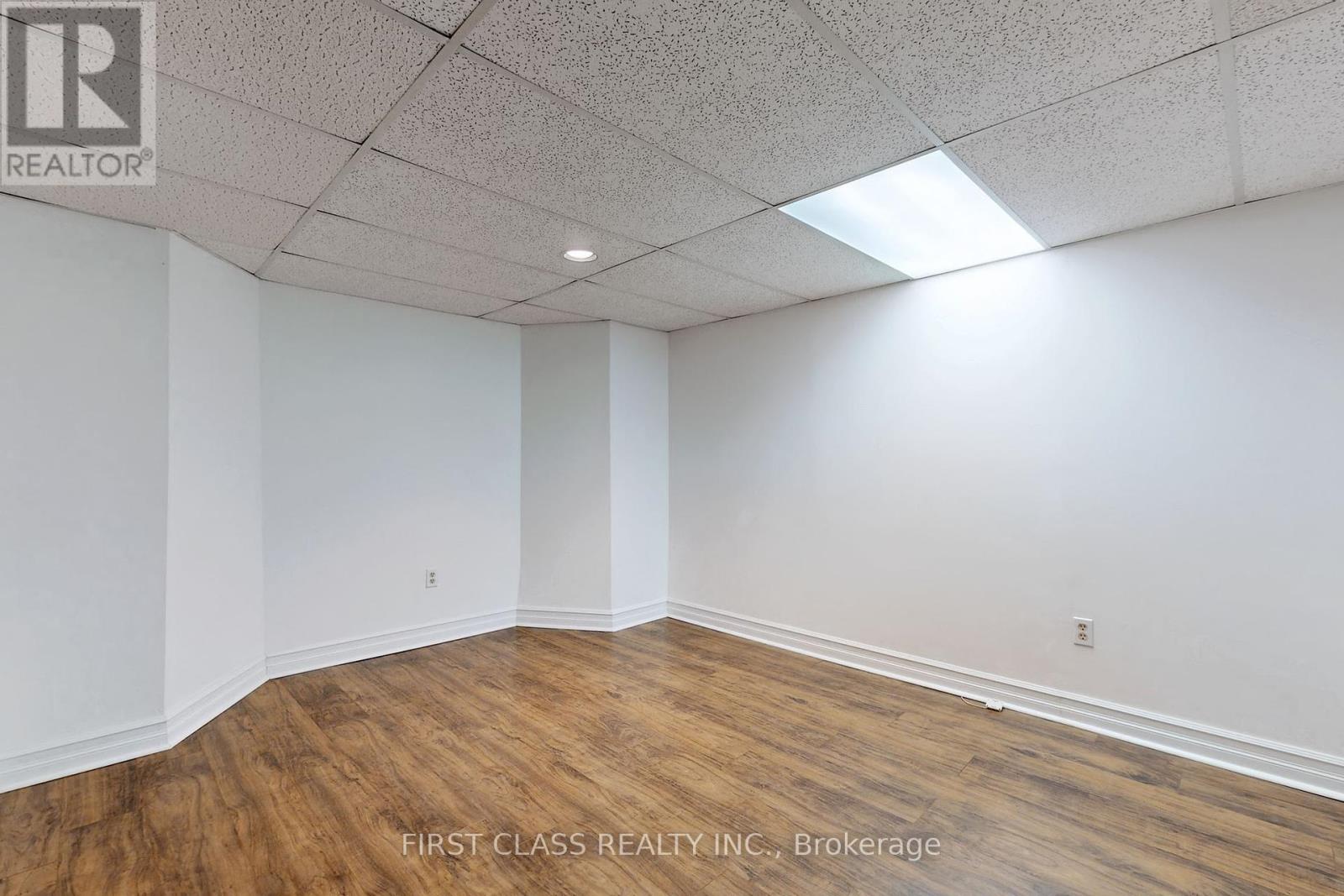 7 Kenpark Avenue, Brampton, Ontario  L6Z 3P4 - Photo 35 - W12455432